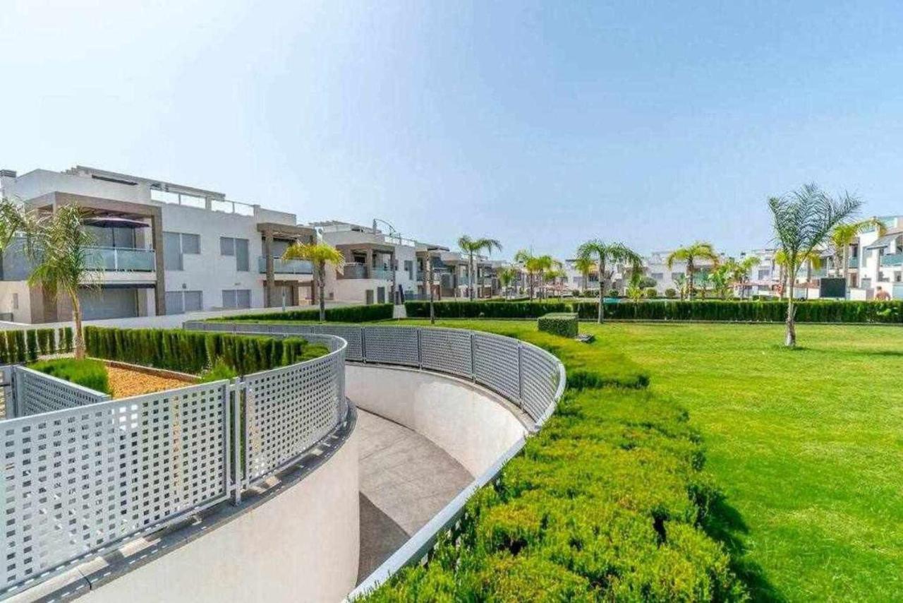Espanhouse Caroline Bungalow Τορεβιέχα Εξωτερικό φωτογραφία